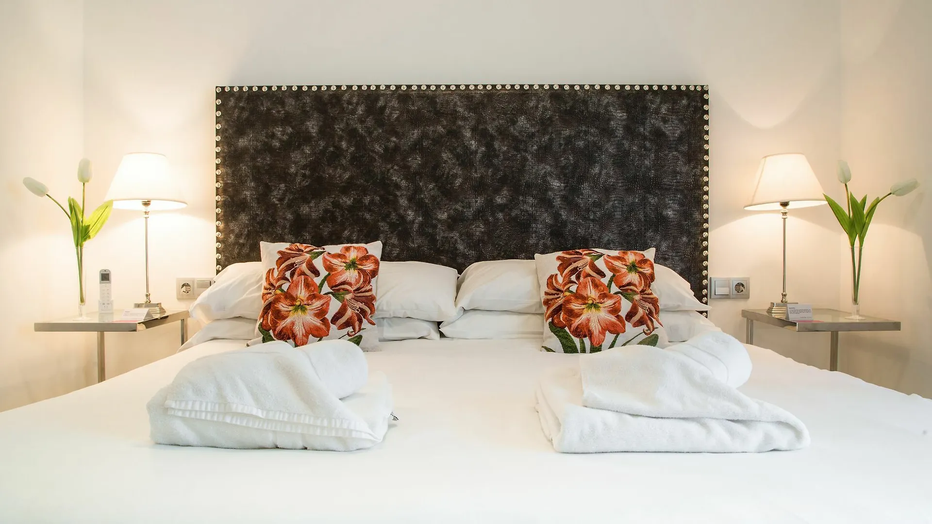 Apartmentos Pompidou Malaga Spain